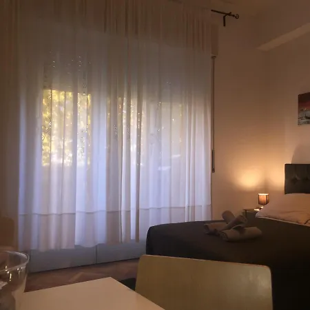 Piazzale Stazione Guest house *